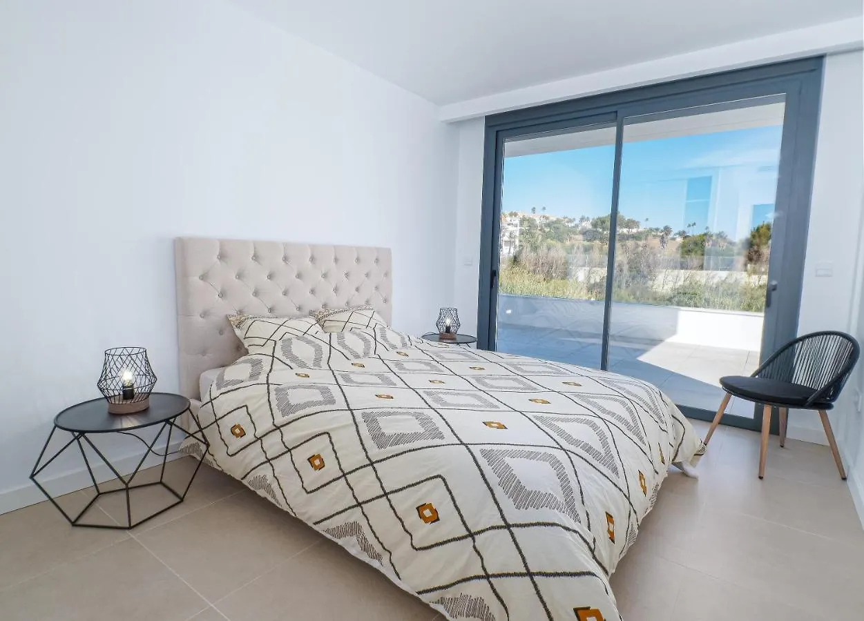 Villa Moderne Proche De La Mer Manilva Spain
